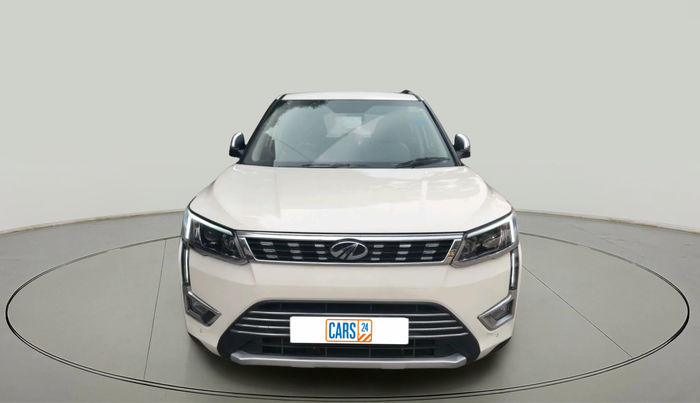 2021 Mahindra XUV300 W8 (O) 1.2 PETROL, Petrol, Manual, 28,893 km, exterior