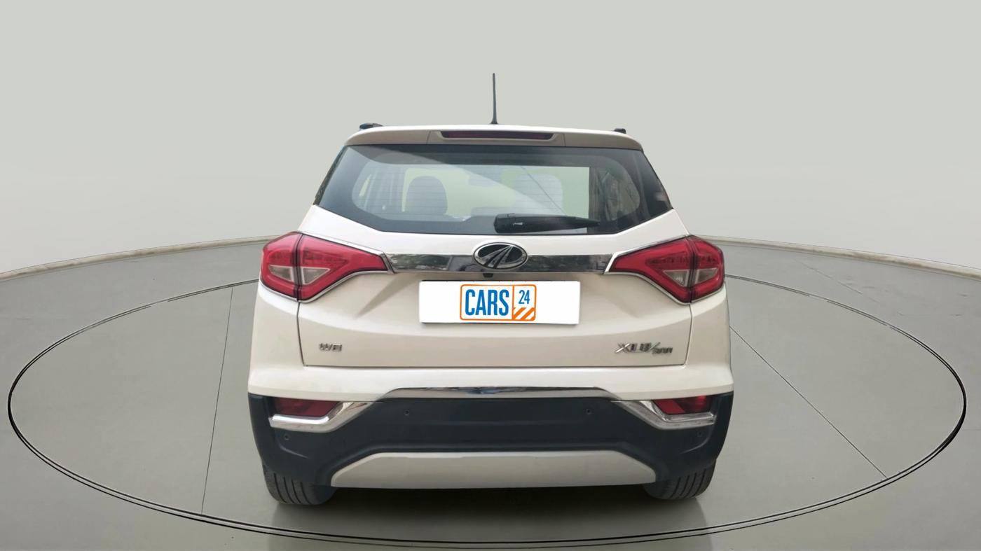 2021 Mahindra XUV300 W8 (O) 1.2 PETROL, Petrol, Manual, 30,500 km, exterior