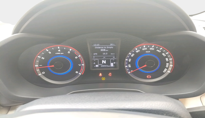 2021 Mahindra XUV300 W8 (O) 1.2 PETROL, Petrol, Manual, 28,893 km, interior