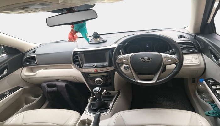 2021 Mahindra XUV300 W8 (O) 1.2 PETROL, Petrol, Manual, 28,893 km, interior