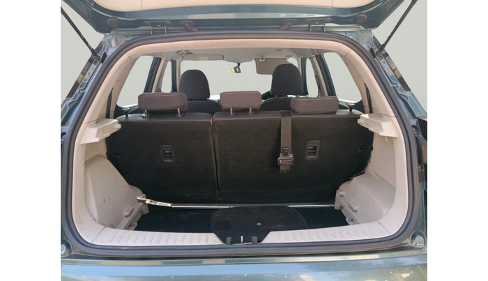 2019 Mahindra XUV300 W6 1.5 DIESEL, Diesel, Manual, 65,060 km, exterior