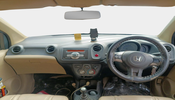 2015 Honda Amaze 1.2L I-VTEC S, Petrol, Manual, 1,22,088 km, interior