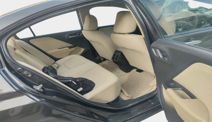 2019 Honda City 1.5L I-VTE V CVT, Petrol, Automatic, 62,390 km, interior