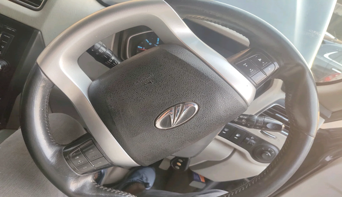 2018 Mahindra Scorpio S11 2WD, Diesel, Manual, 92,148 km, interior