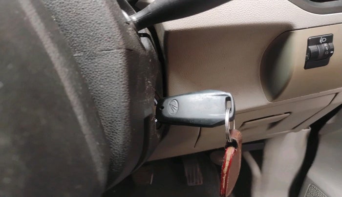 2016 Mahindra Kuv100 K4 D 6 STR, Diesel, Manual, 99,692 km, interior