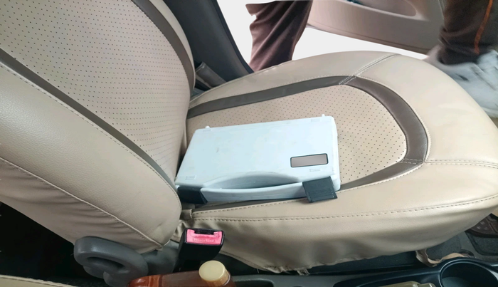 2011 Hyundai i10 MAGNA 1.2, Petrol, Manual, 49,943 km, interior