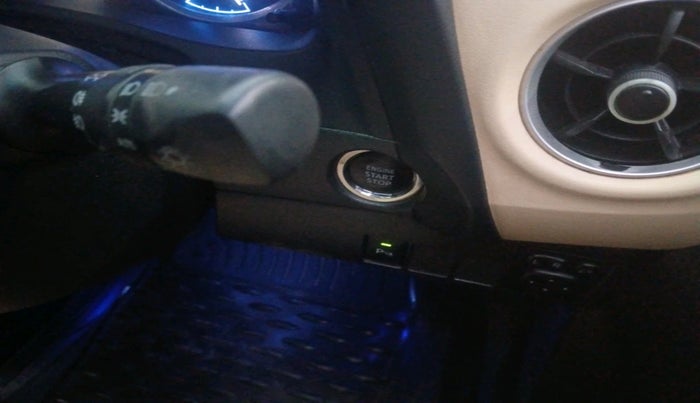 2017 Toyota Corolla Altis G CVT PETROL, Petrol, Automatic, 1,25,470 km, interior