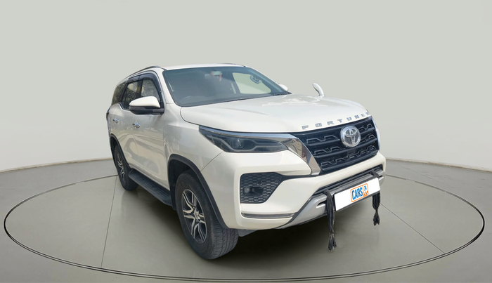 2022 Toyota Fortuner 4X2 AT 2.8 DIESEL, Diesel, Automatic, 1,00,500 km, exterior