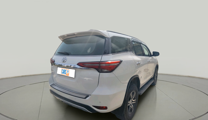 2022 Toyota Fortuner 4X2 AT 2.8 DIESEL, Diesel, Automatic, 1,00,500 km, exterior