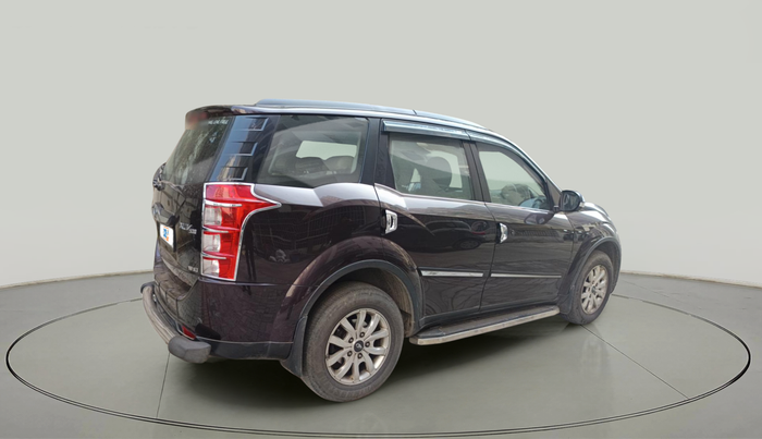 2016 Mahindra XUV500 W10 1.99, Diesel, Manual, 1,31,583 km, exterior