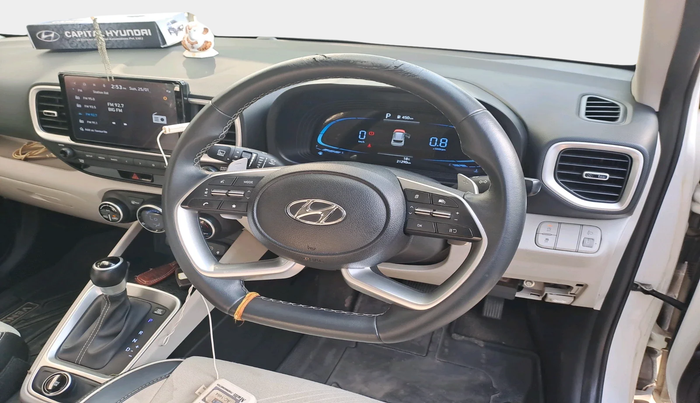 2023 Hyundai VENUE SX (O) 1.0 TURBO DCT, Petrol, Automatic, 21,290 km, interior