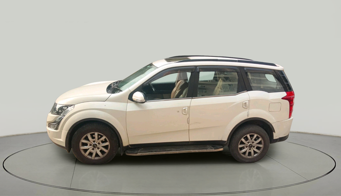 2017 Mahindra XUV500 W10 1.99, Diesel, Manual, 51,918 km, exterior