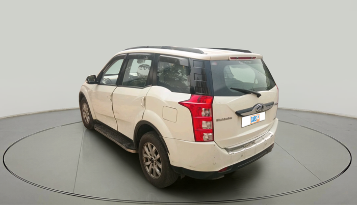 2017 Mahindra XUV500 W10 1.99, Diesel, Manual, 51,918 km, exterior