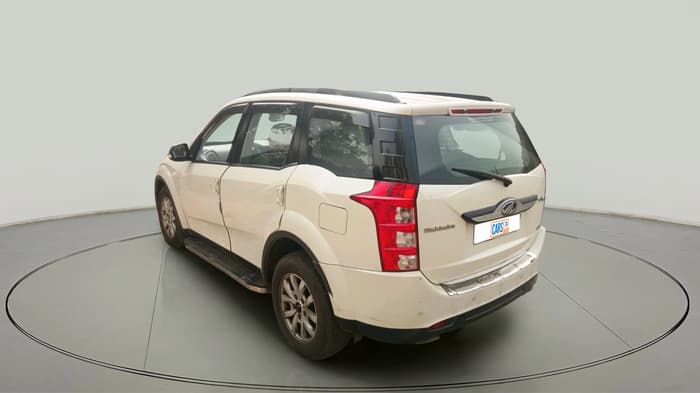 2017 Mahindra XUV500 W10 1.99, Diesel, Manual, 51,918 km, exterior