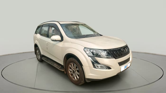 2017 Mahindra XUV500 W10 1.99, Diesel, Manual, 51,918 km, exterior