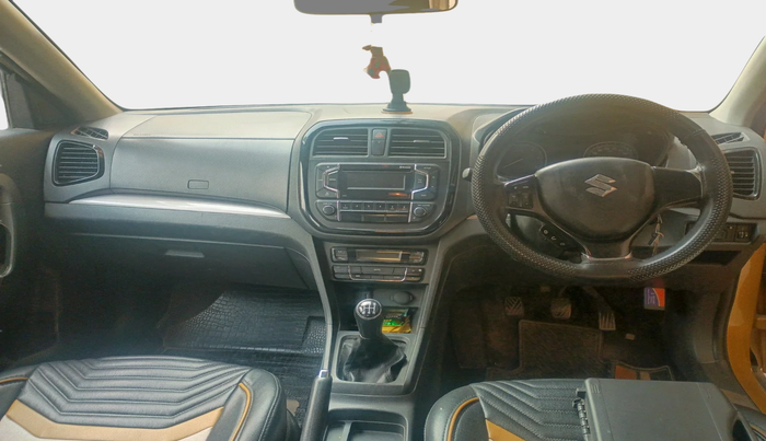2016 Maruti Vitara Brezza ZDI, Diesel, Manual, 1,06,725 km, interior