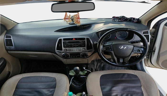2013 Hyundai i20 SPORTZ 1.2, Petrol, Manual, 1,13,740 km, interior
