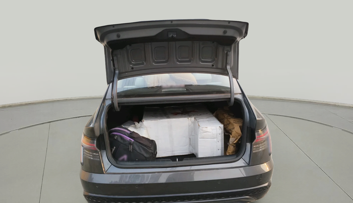 2024 Hyundai Verna SX 1.5 l MPI, Petrol, Manual, 2,568 km, exterior