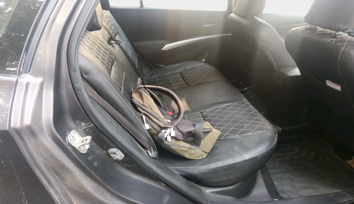 2018 Maruti S Cross ZETA 1.3, Diesel, Manual, 1,02,347 km, interior