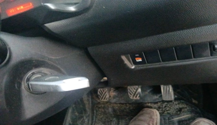 2019 Maruti Swift LDI, Diesel, Manual, 86,373 km, interior