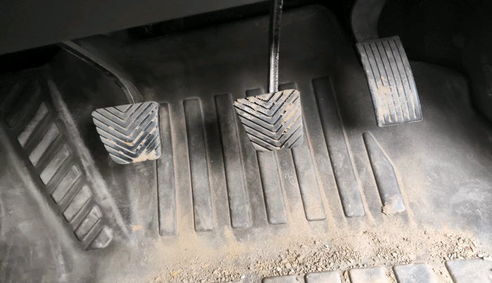 2024 KIA SONET HTK (O) 1.2 Petrol MT, Petrol, Manual, 7,405 km, interior