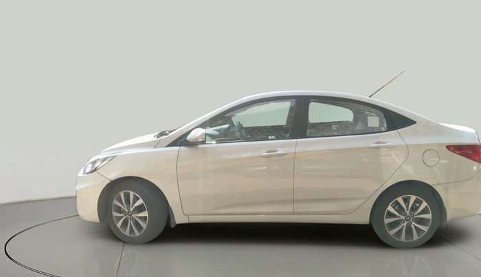 2014 Hyundai Verna FLUIDIC 1.6 VTVT SX, Petrol, Manual, 41,885 km, exterior