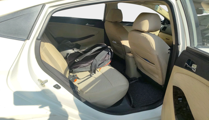 2014 Hyundai Verna FLUIDIC 1.6 VTVT SX, Petrol, Manual, 41,885 km, interior