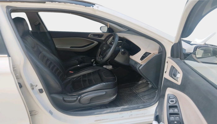 2017 Hyundai Elite i20 ASTA 1.4 CRDI (O), Diesel, Manual, 1,49,228 km, interior