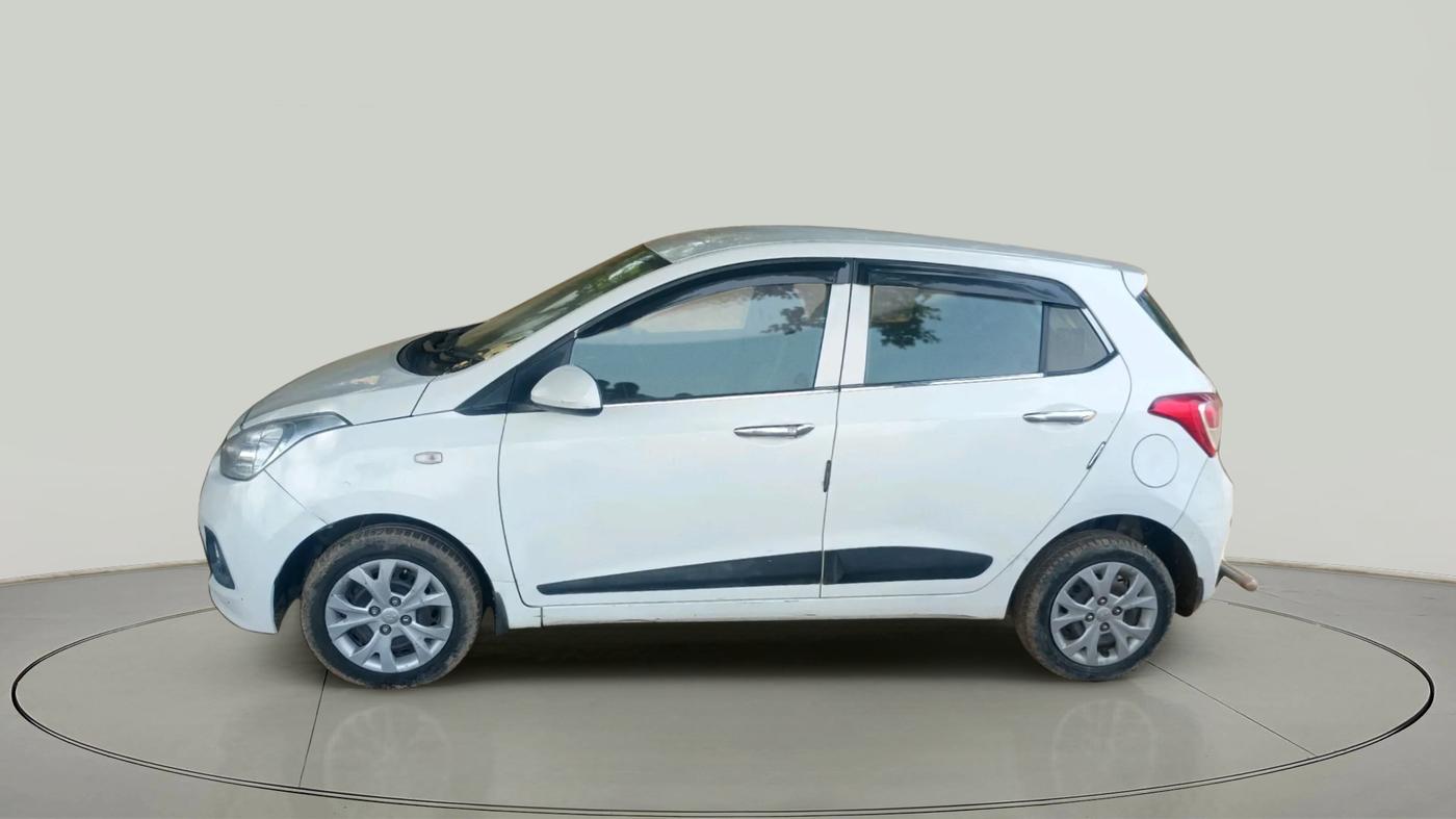 2016 Hyundai Grand i10 MAGNA 1.2 KAPPA VTVT, Petrol, Manual, 1,09,787 km, exterior
