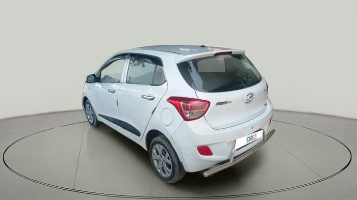 2016 Hyundai Grand i10 MAGNA 1.2 KAPPA VTVT, Petrol, Manual, 1,09,787 km, exterior