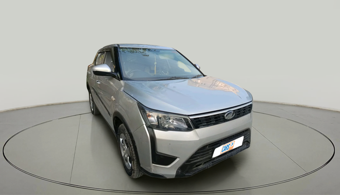 2019 Mahindra XUV300 W4 1.2 PETROL, Petrol, Manual, 1,39,618 km, exterior