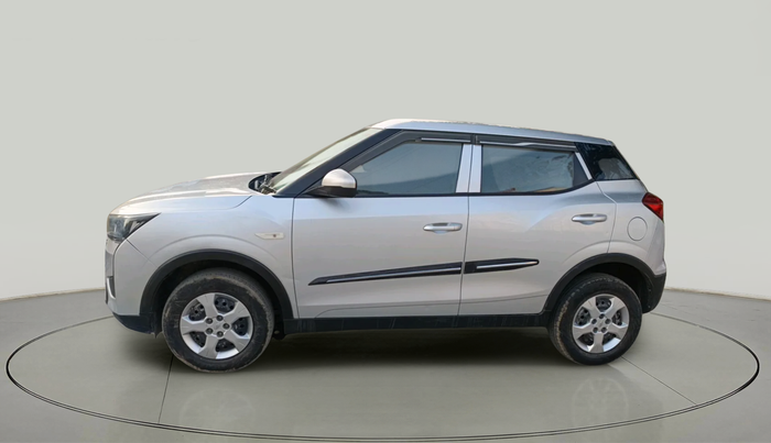 2019 Mahindra XUV300 W4 1.2 PETROL, Petrol, Manual, 1,39,618 km, exterior
