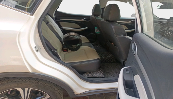 2022 MG ASTOR SHARP EX 1.5 MT, Petrol, Manual, 40,643 km, interior