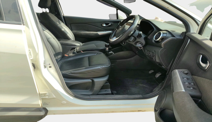 2022 Nissan Kicks XV 1.5, Petrol, Manual, 38,664 km, interior