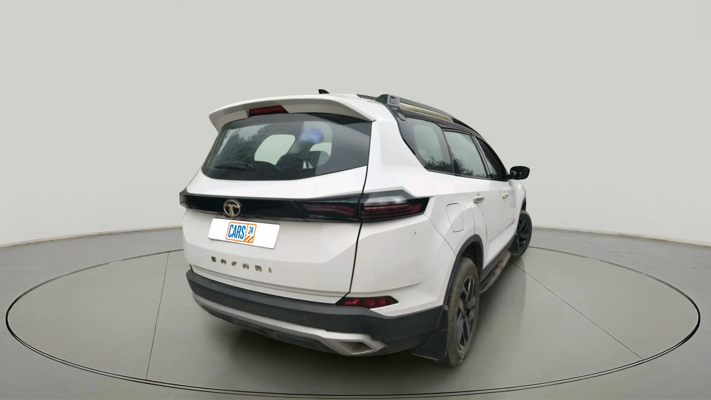 2022 Tata Safari XZA PLUS GOLD, Diesel, Automatic, 92,914 km, exterior