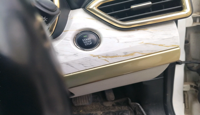 2022 Tata Safari XZA PLUS GOLD, Diesel, Automatic, 92,914 km, interior