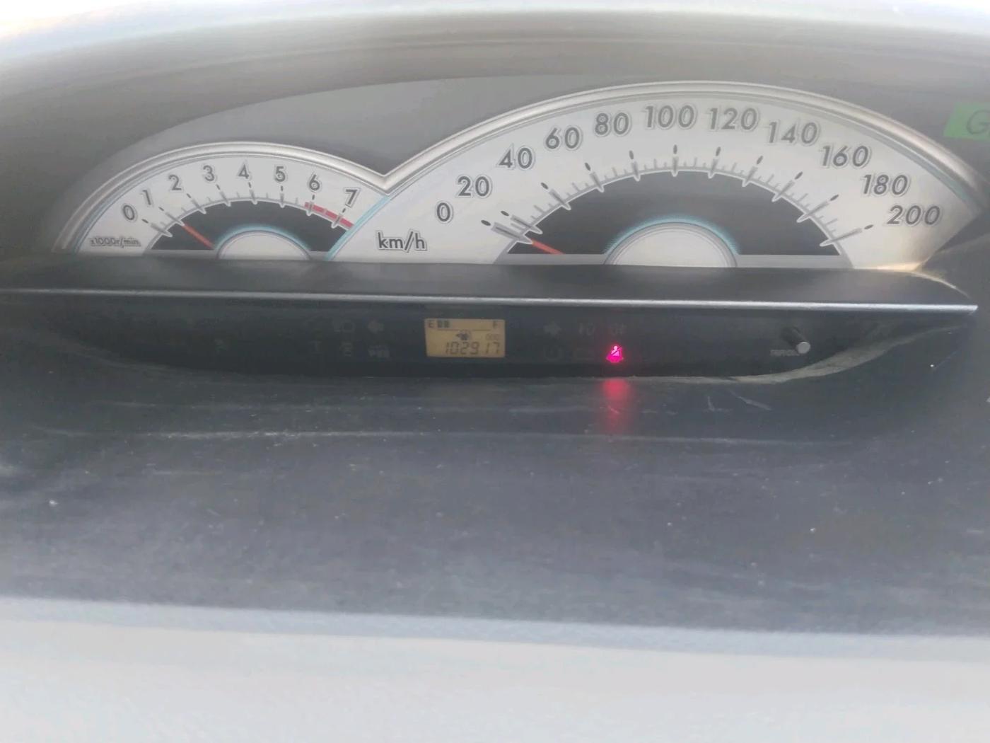 2011 Toyota Etios Liva VX, Petrol, Manual, 1,02,917 km, interior