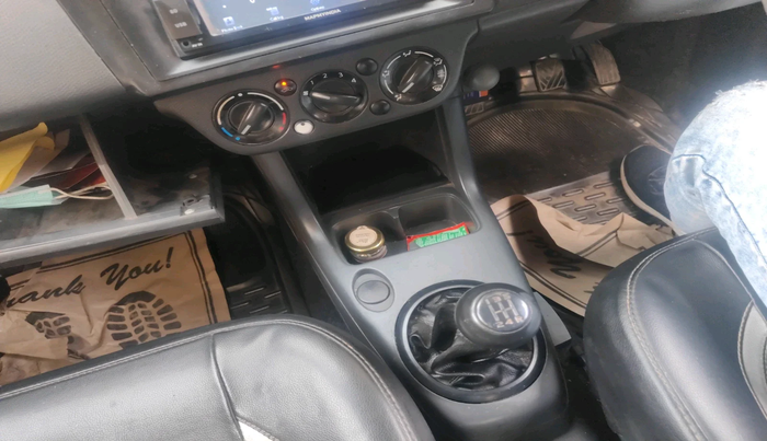 2011 Maruti Swift Dzire LXI, Petrol, Manual, 1,34,370 km, interior
