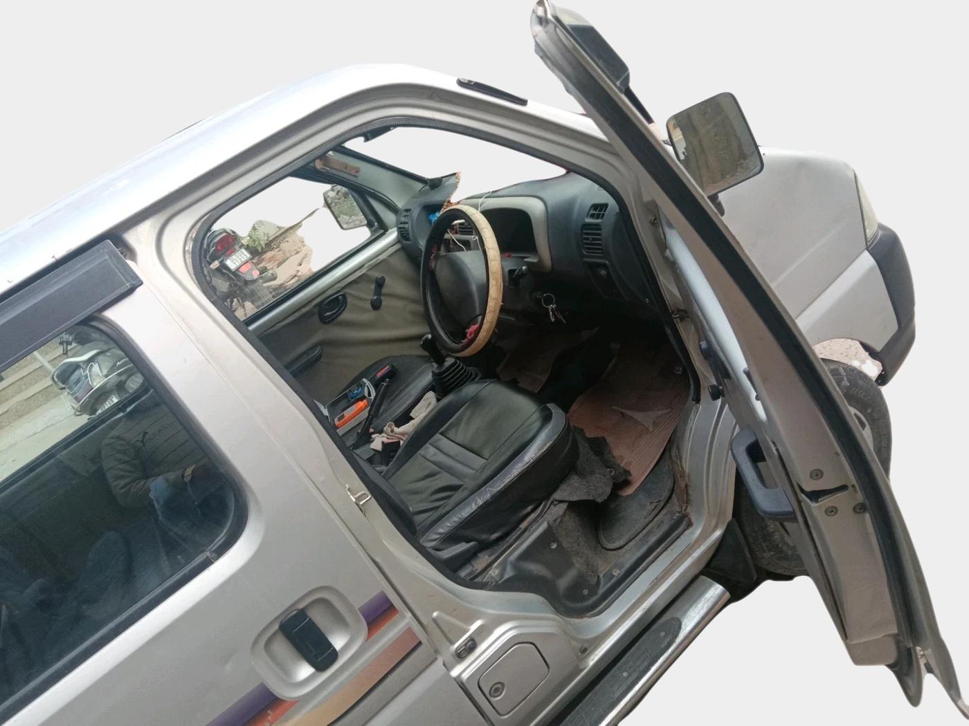 2011 Maruti Eeco 5 STR WITH A/C+HTR, Petrol, Manual, 62,304 km, interior