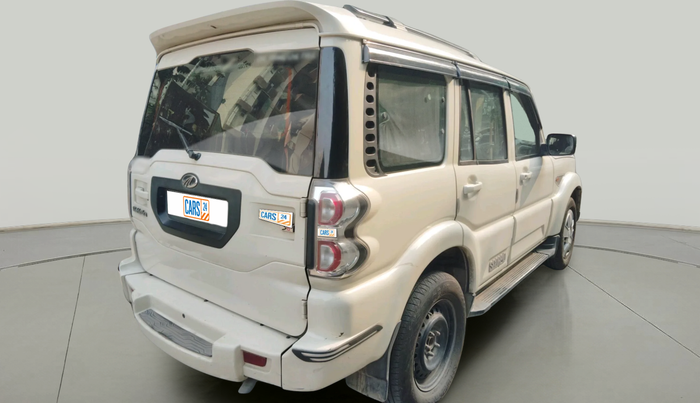 2016 Mahindra Scorpio S6 PLUS, Diesel, Manual, 1,08,191 km, exterior