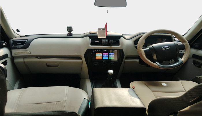 2016 Mahindra Scorpio S6 PLUS, Diesel, Manual, 1,08,191 km, interior