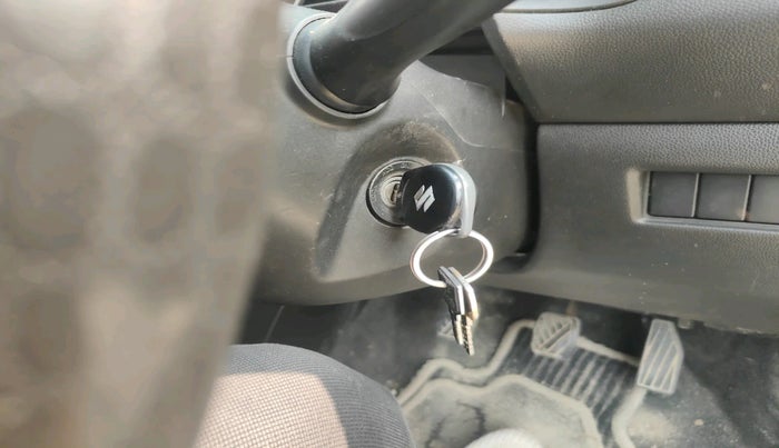 2018 Maruti Swift VXI, Petrol, Manual, 82,355 km, interior