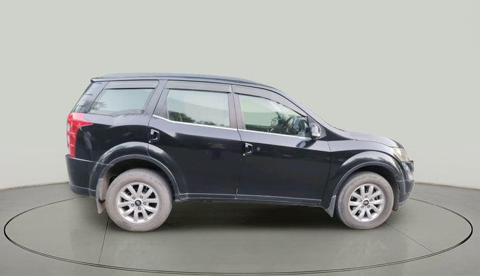 2017 Mahindra XUV500 W10 1.99, Diesel, Manual, 1,67,452 km, exterior