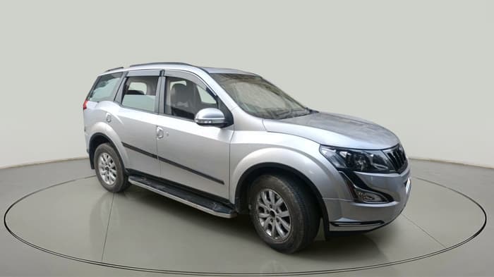 2018 Mahindra XUV500 W9 AT 1.99, Diesel, Automatic, 66,301 km, exterior