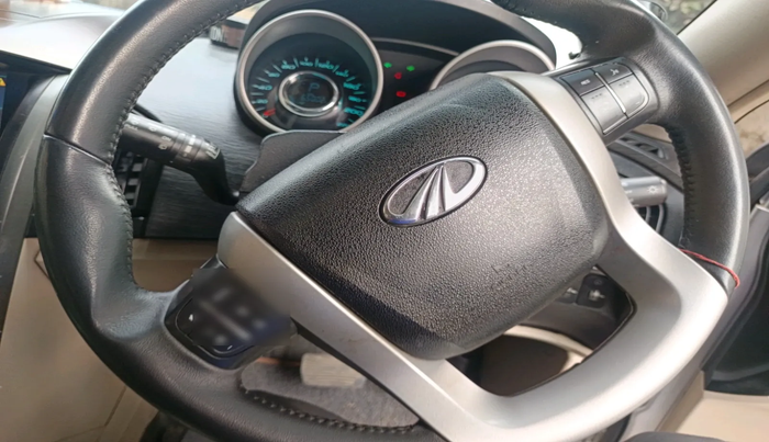 2018 Mahindra XUV500 W9 AT 1.99, Diesel, Automatic, 65,002 km, interior