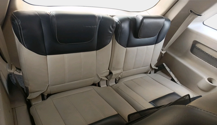 2018 Mahindra XUV500 W9 AT 1.99, Diesel, Automatic, 65,002 km, interior