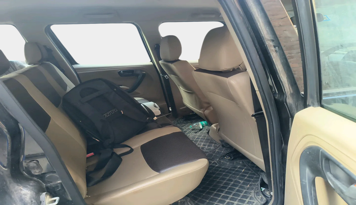 2022 Mahindra BOLERO NEO N 4, Diesel, Manual, 7,256 km, interior