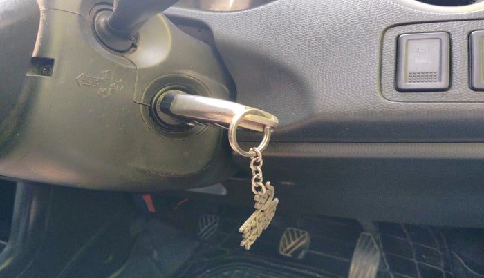 2011 Maruti Swift Dzire VXI, Petrol, Manual, 1,14,258 km, interior