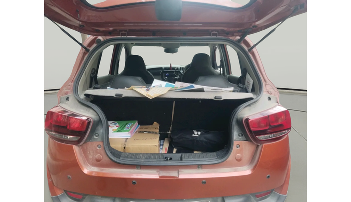 2017 Mahindra Kuv100 K4 D 6 STR, Diesel, Manual, 1,51,309 km, exterior