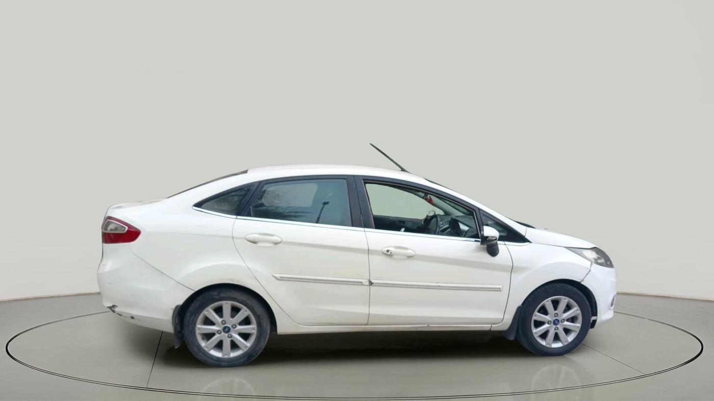 2011 Ford Fiesta TITANIUM PETROL, Petrol, Manual, 1,06,150 km, exterior